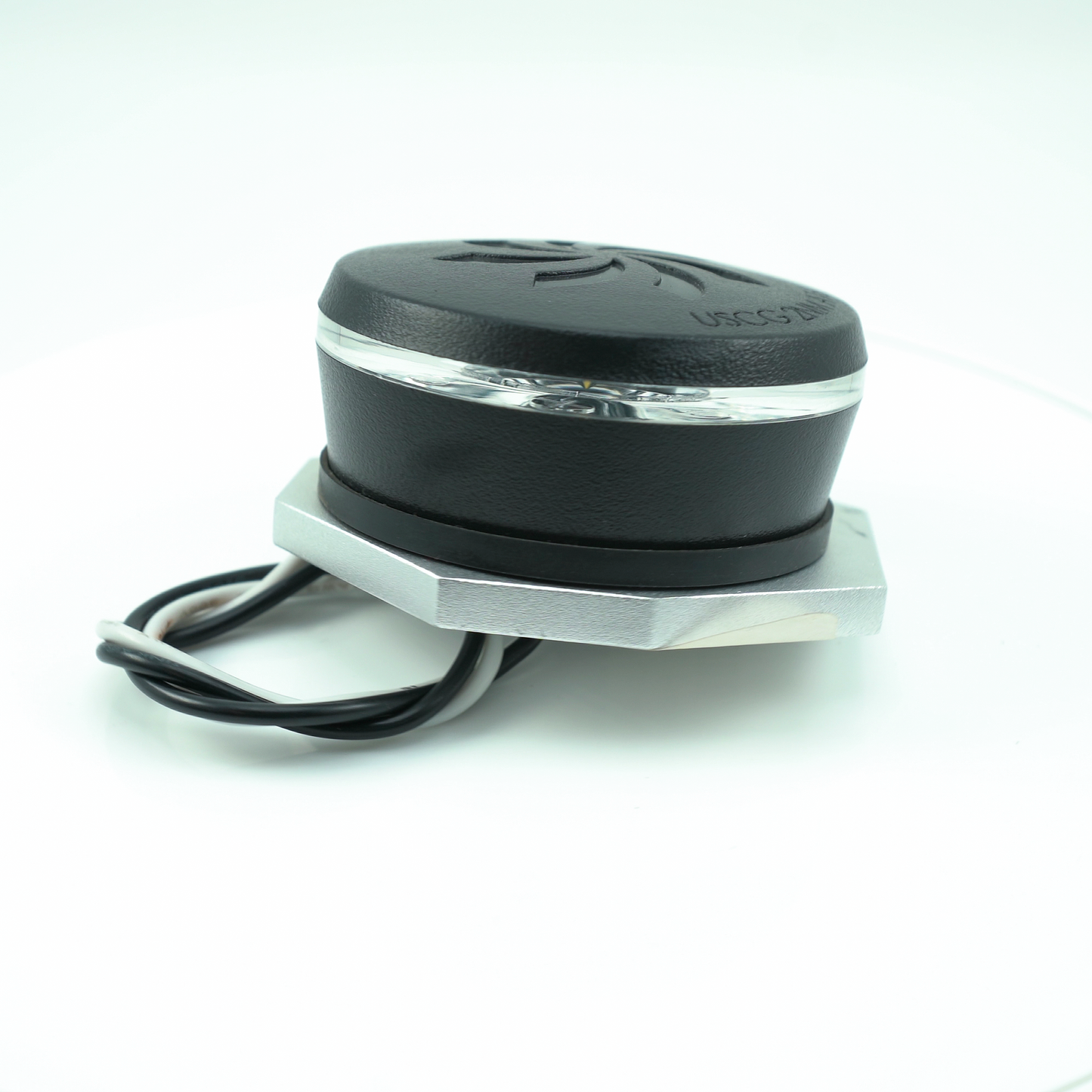 2020+ Paragon Anchor Light