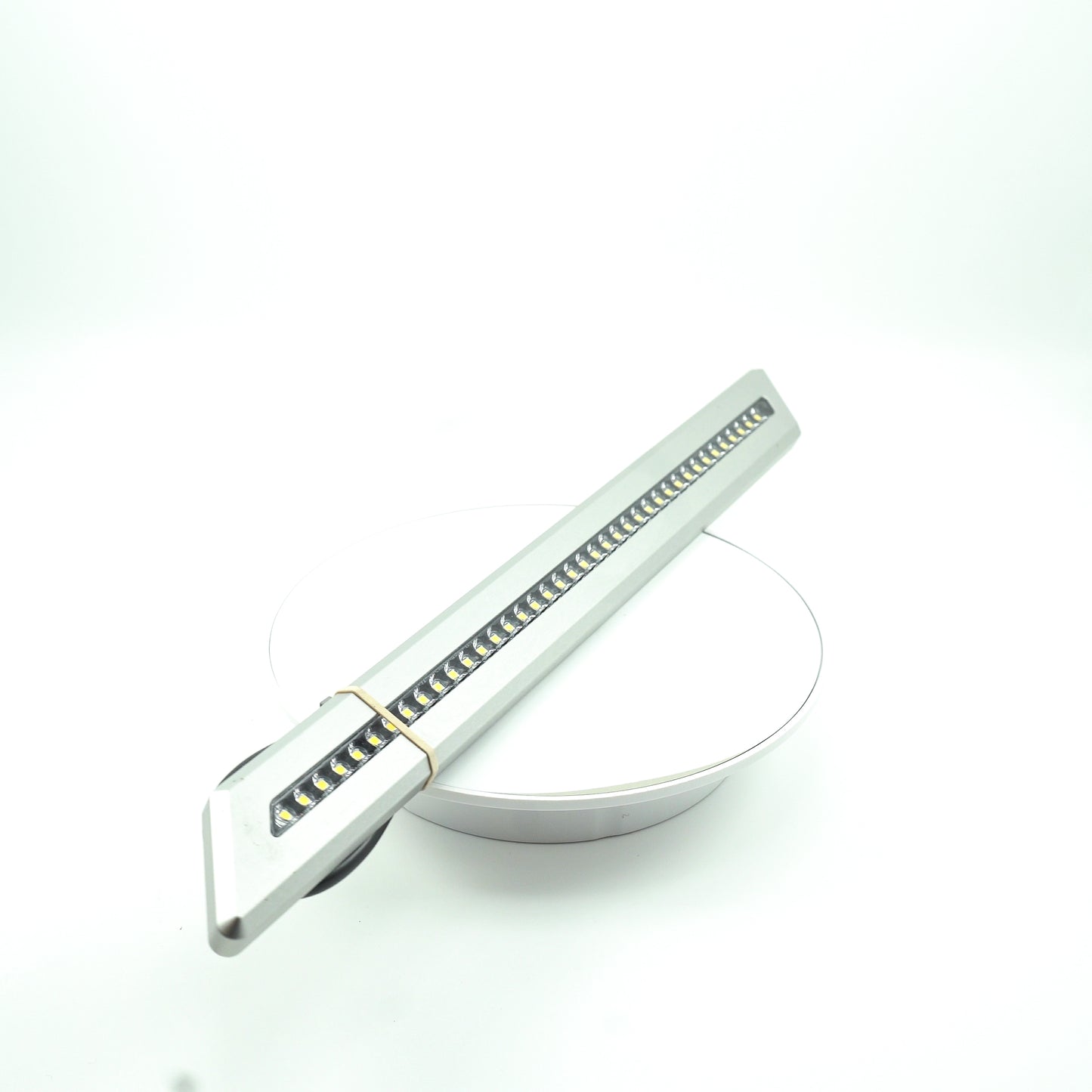 2020-2023 Paragon DOCKING LIGHT LOWER PORT