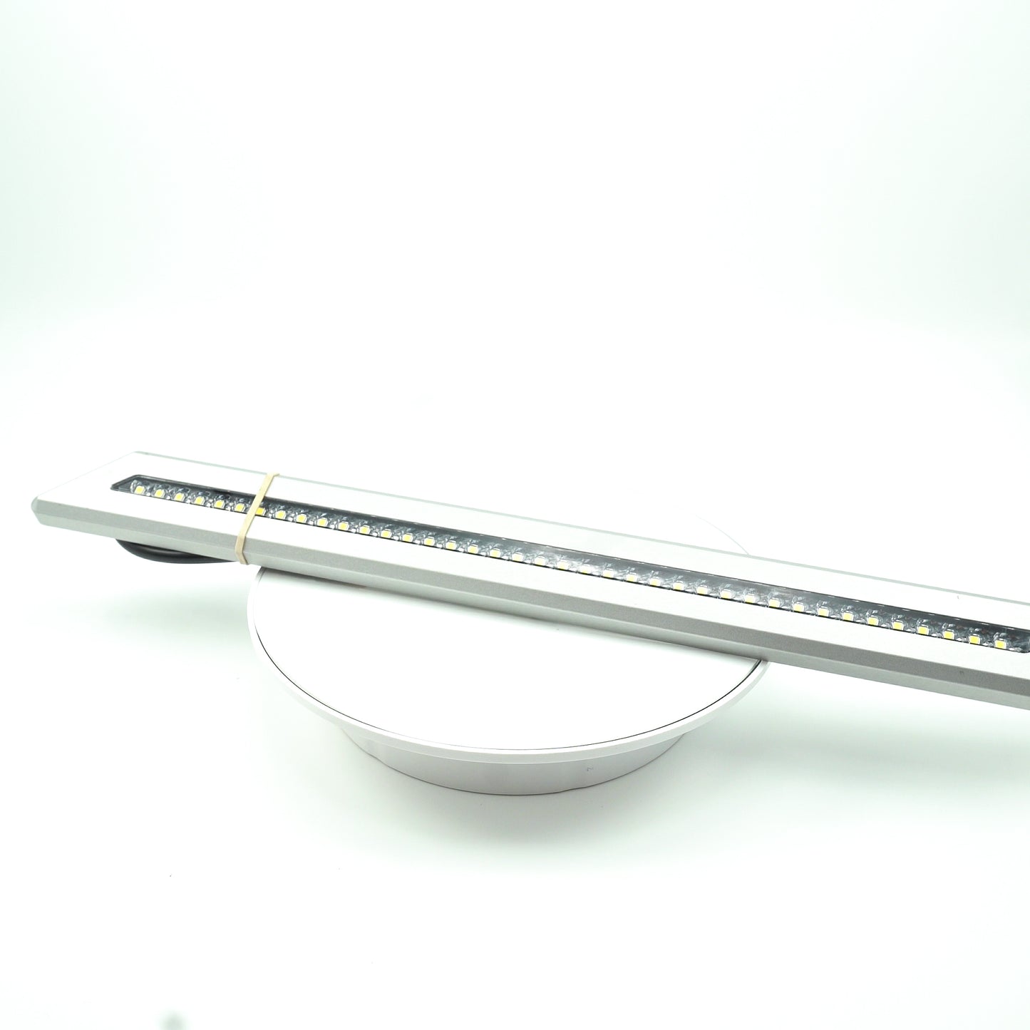 2020-2023 Paragon DOCKING LIGHT LOWER PORT