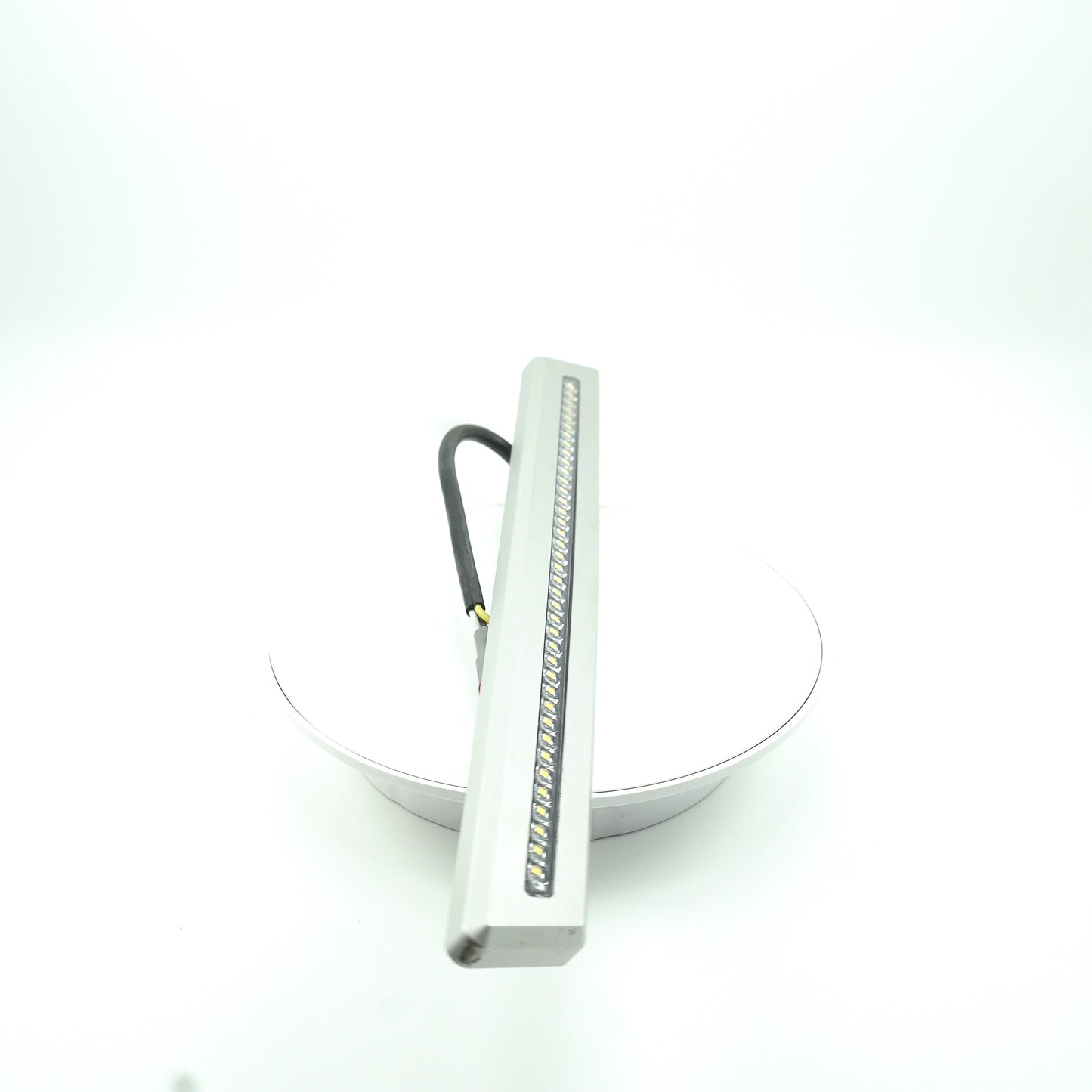 2020-2023 Paragon DOCKING LIGHT LOWER STBD