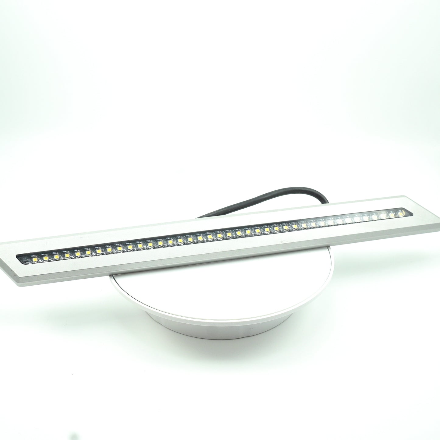 2020-2023 Paragon DOCKING LIGHT LOWER STBD