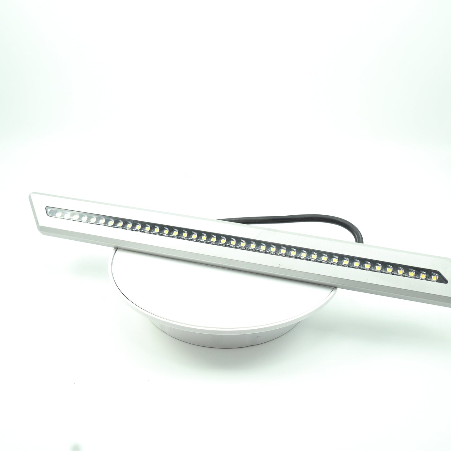 2020-2023 Paragon DOCKING LIGHT LOWER STBD