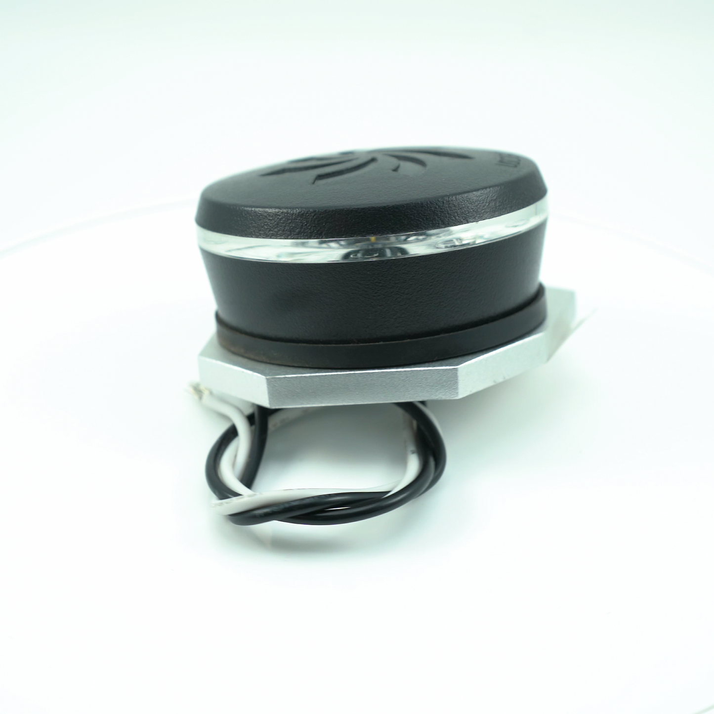 2020+ Paragon Anchor Light