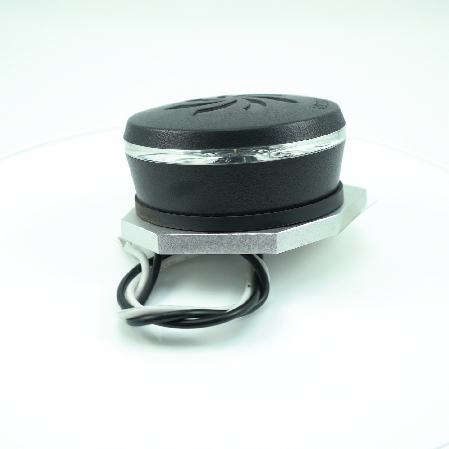 2020+ Paragon Anchor Light