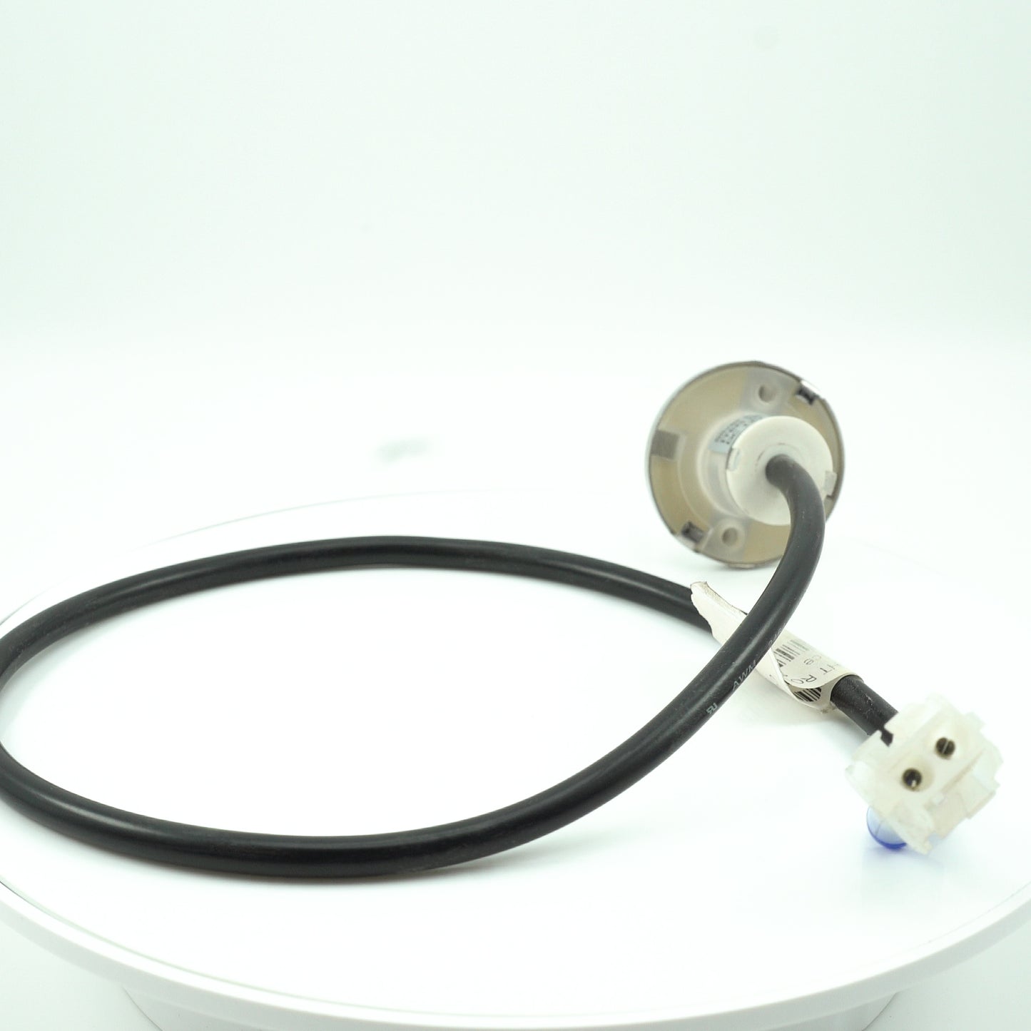 COURTESY LIGHT, ROUND LED W/ CONNECTOR 2013-2017